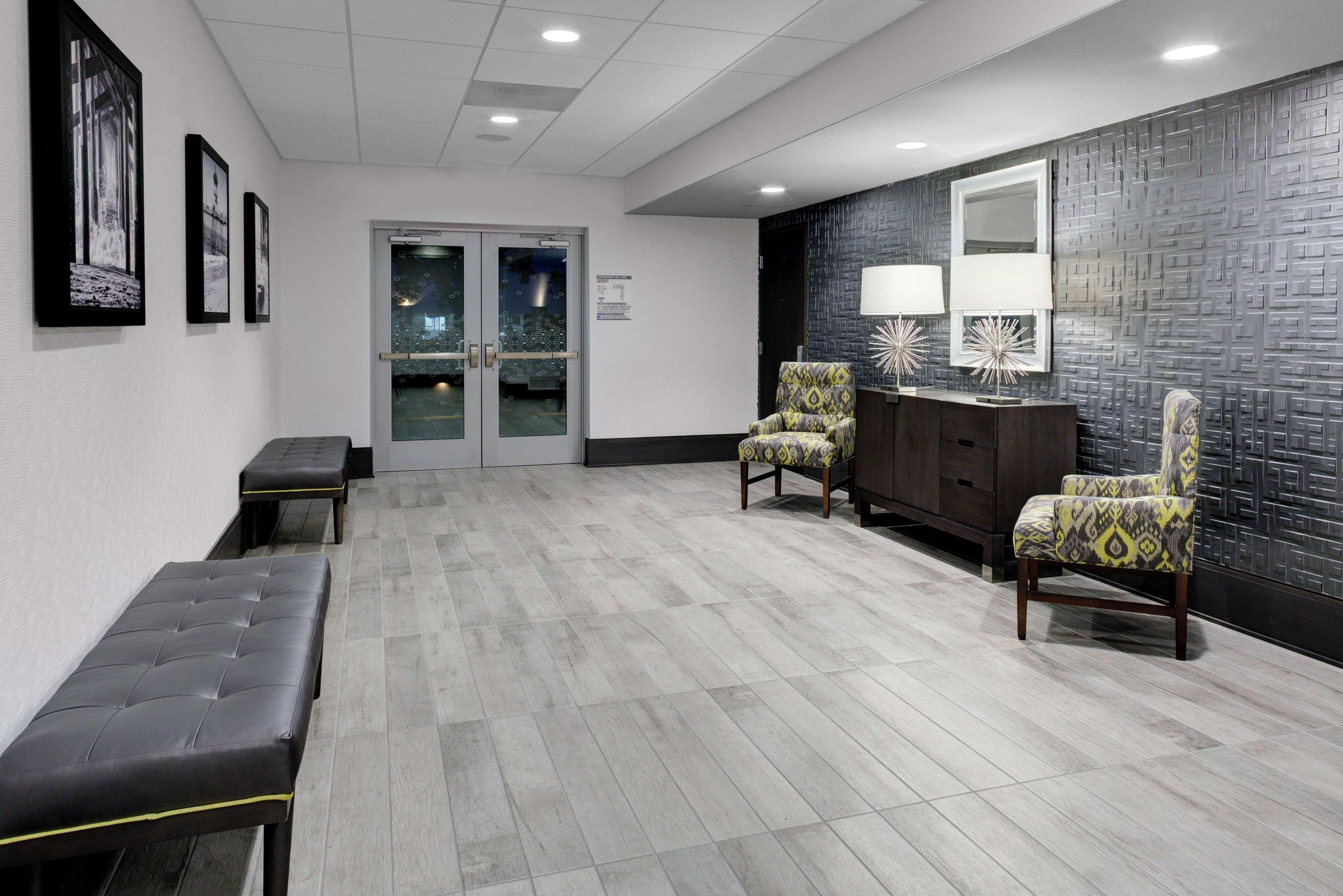 Hampton Inn & Suites Irvine/Orange County Airport Bagian luar foto