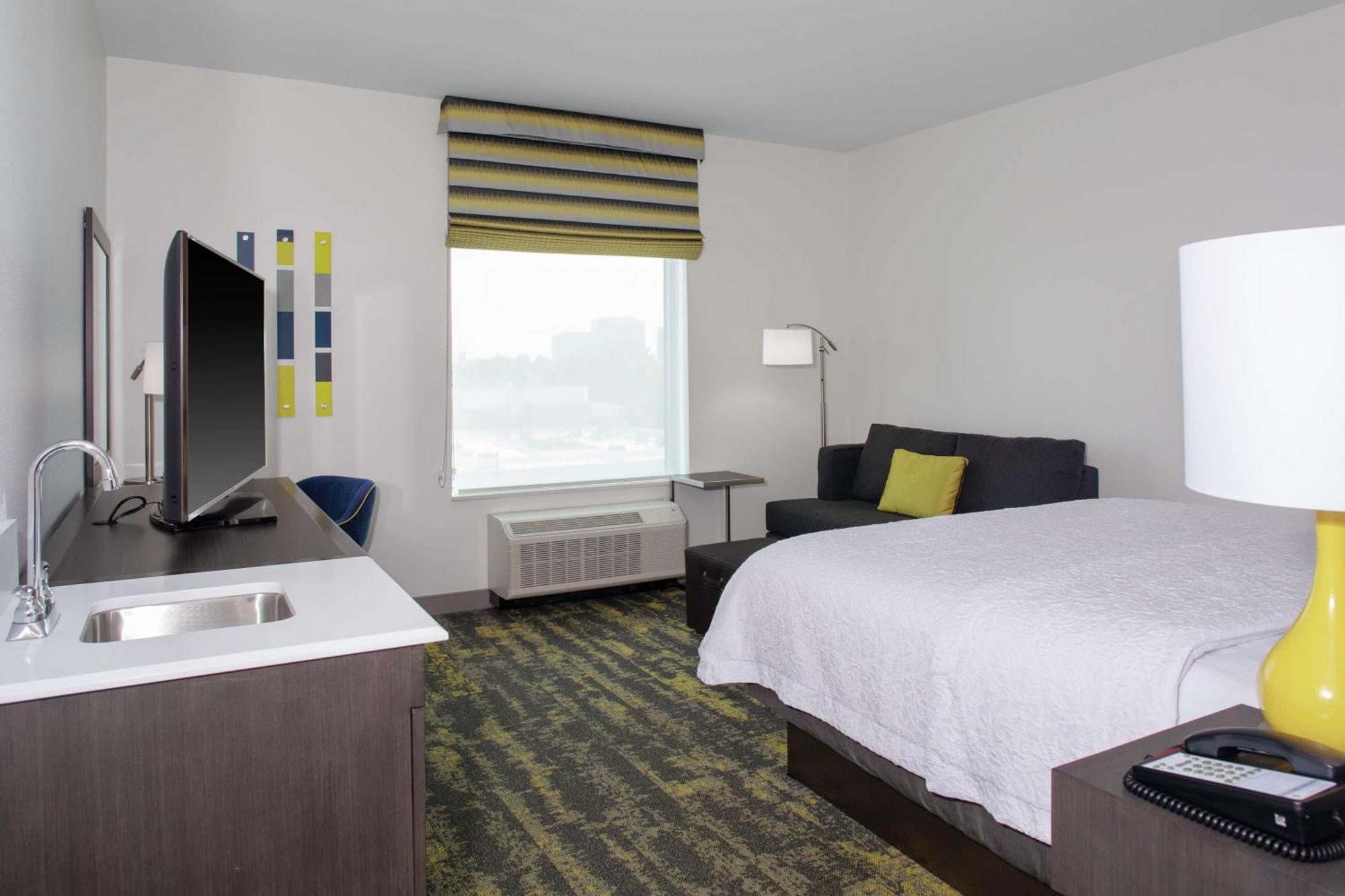 Hampton Inn & Suites Irvine/Orange County Airport Bagian luar foto